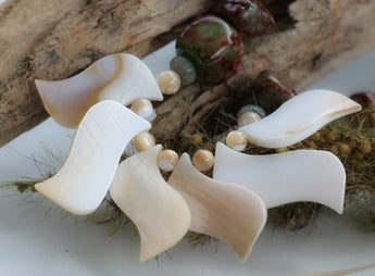 Porcelain Mother of Pearl Necklace