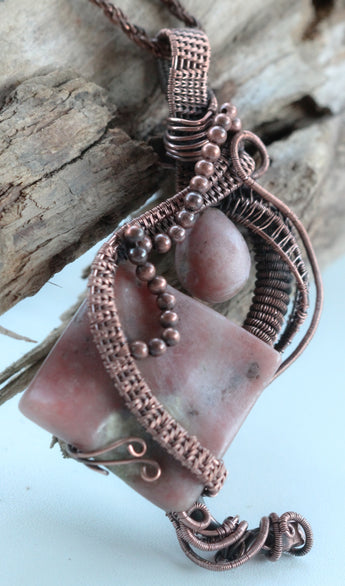 Hammered Copper Wire Weave Lepidolite Pendant
